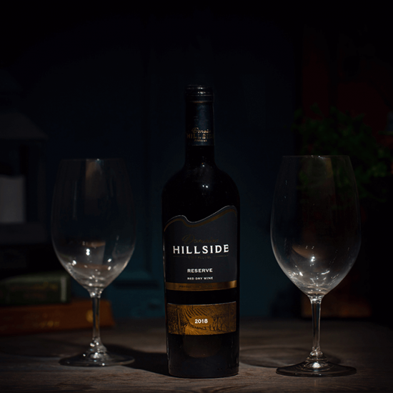 Hillside Reserve Red Dry